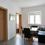 Quiet Near Vienna - 60m2 - 24h Check-in - For Business And Family * Purkersdorf