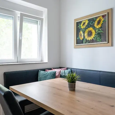 Quiet Near Vienna - 60m2 - 24h Check-in - For Business And Family بوركيرسدورف