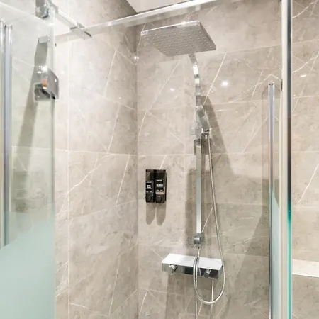 Quiet Near Vienna - 60m2 - 24h Check-in - For Business And Family شقة