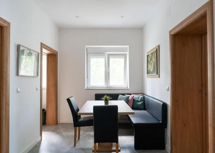 Quiet Near Vienna - 60m2 - 24h Check-in - For Business And Family Apartment