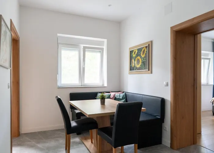 Quiet Near Vienna - 60m2 - 24h Check-in - For Business And Family Purkersdorf